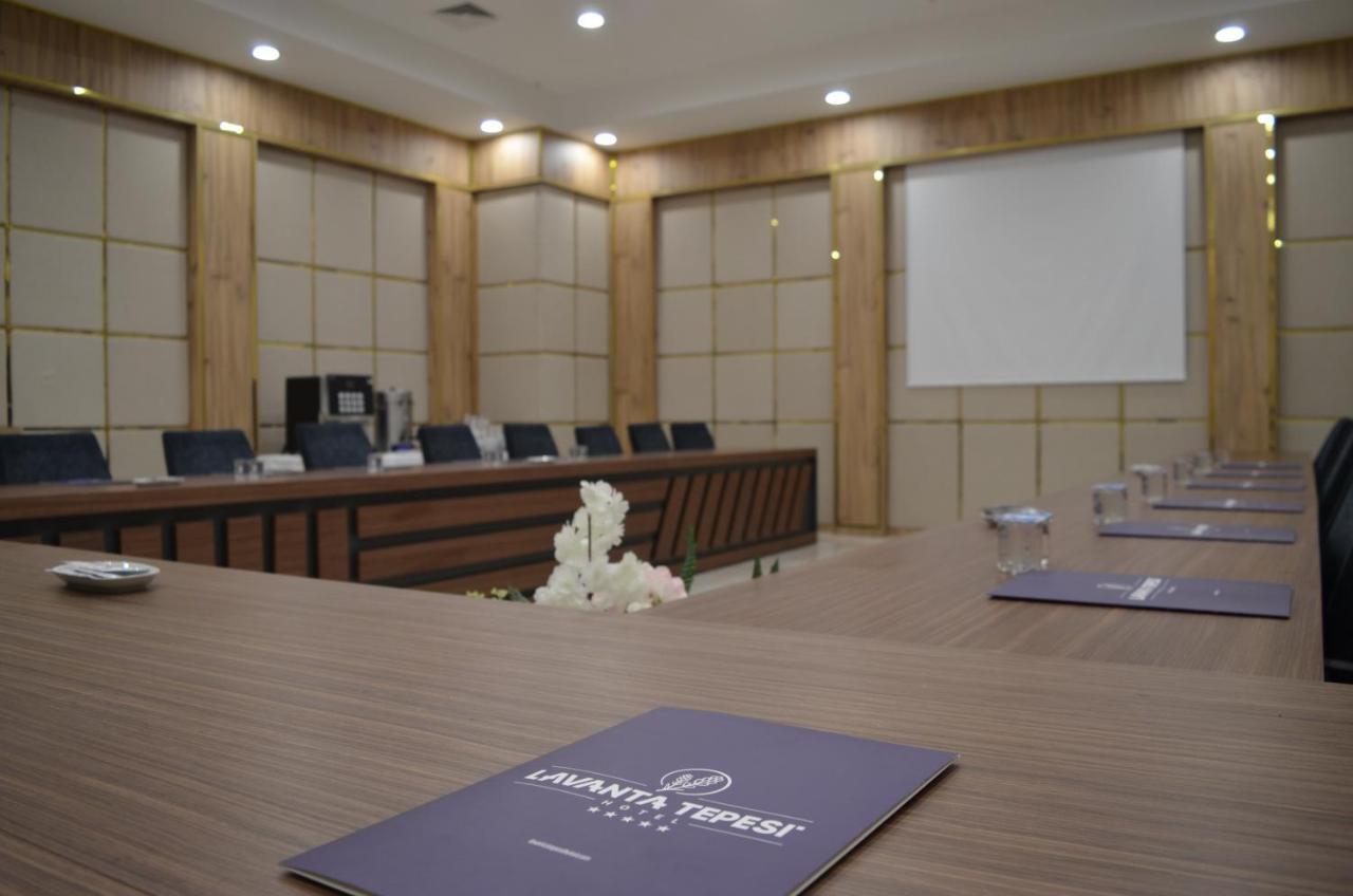 Lavanta Tepesi Hotel Ve Spor Tesisleri ブルドゥル エクステリア 写真